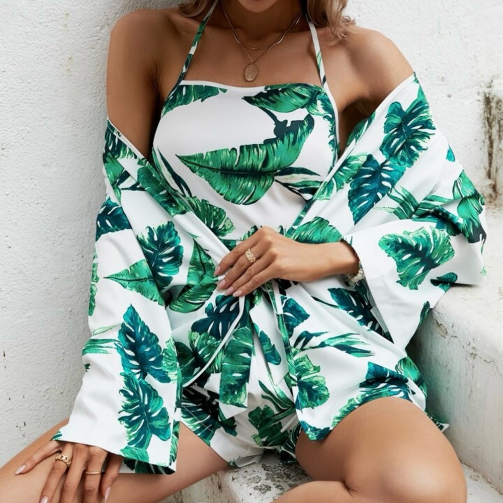 Tropical Leaf Print Short Set - Picture 6 of 12